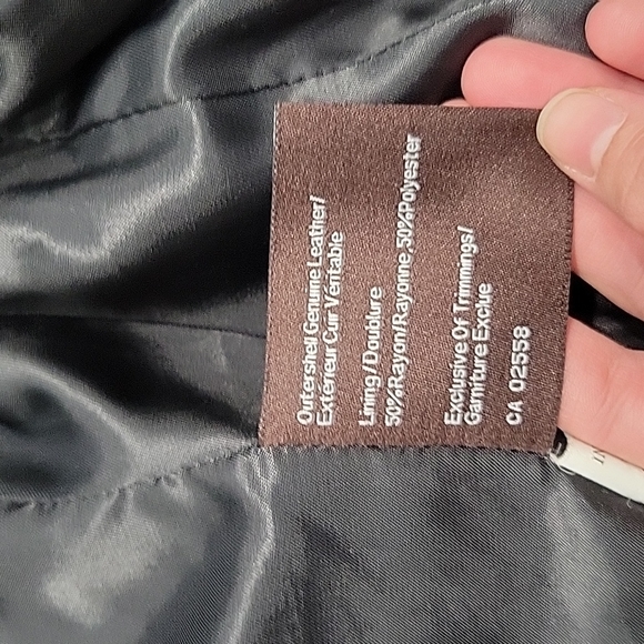 Danier Black Fitted Jacket - Picture 8 of 10